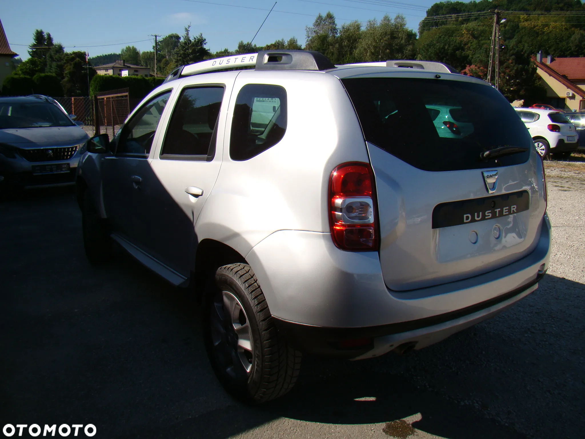 Dacia Duster 1.6 16V 4x2 Essentiel - 4
