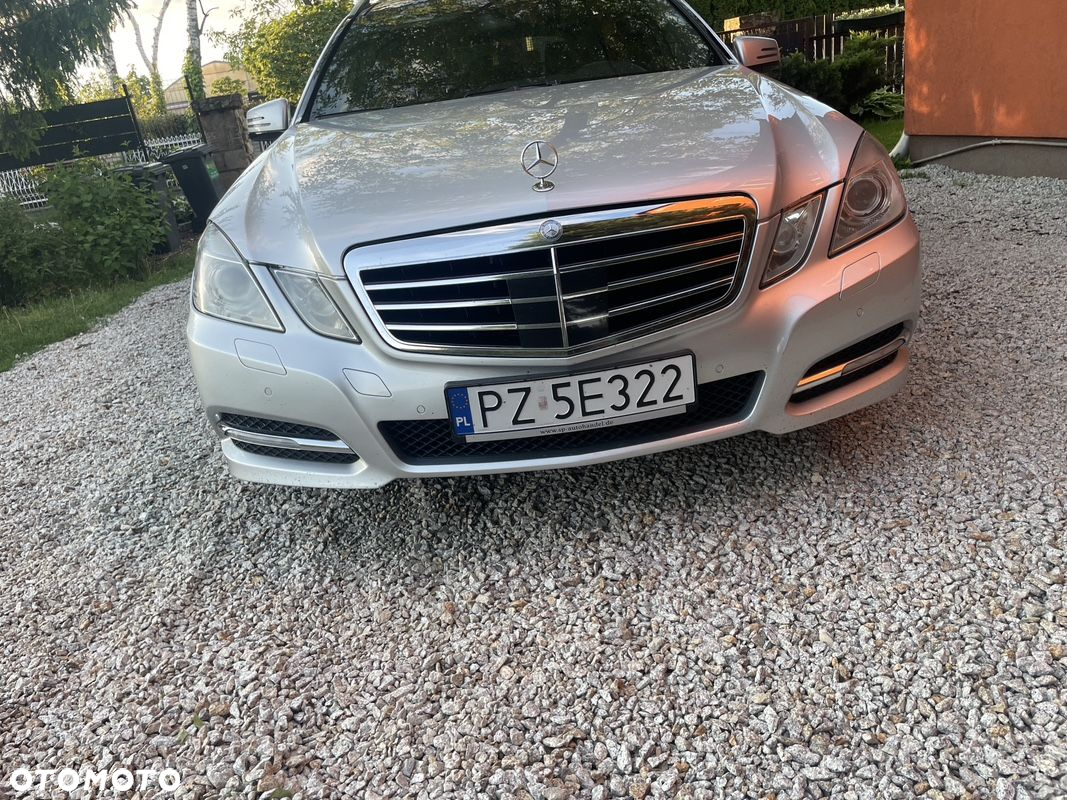 Mercedes-Benz Klasa E 200 T CDI DPF BlueEFFICIENCY Automatik Avantgarde - 6