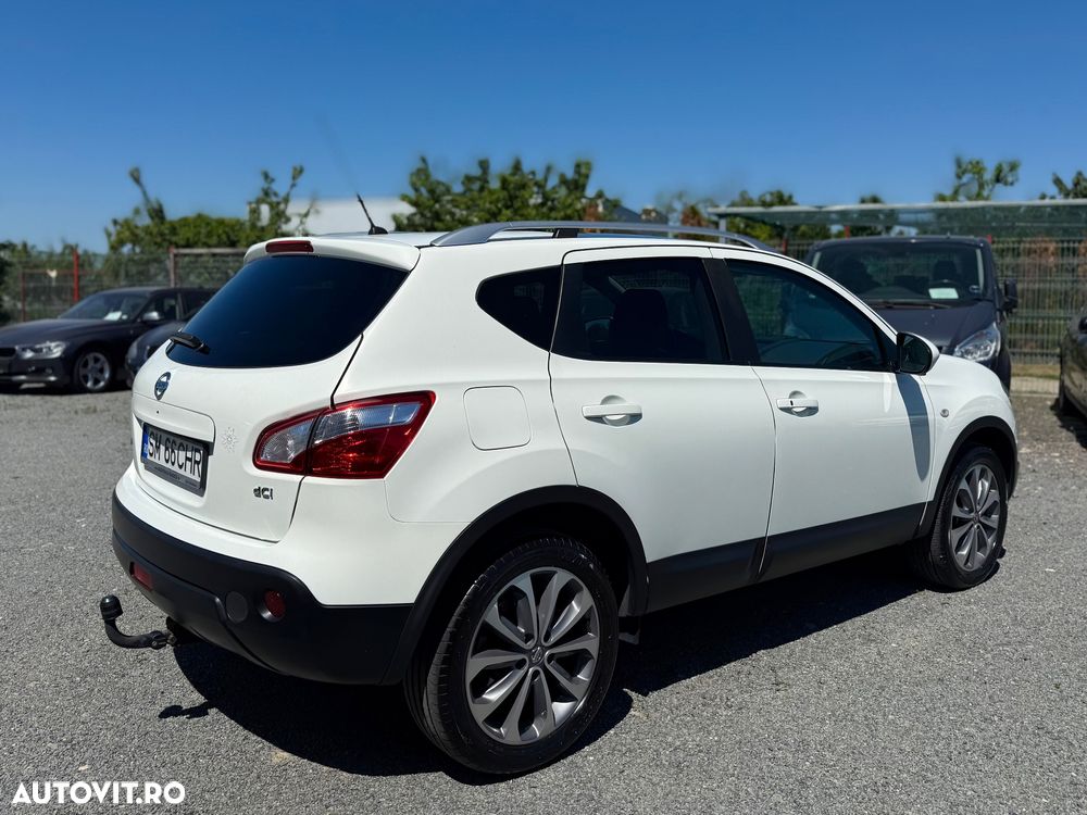 Nissan Qashqai 1.6 DCI 4 x 4 DPF tekna - 26