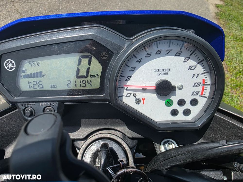 Yamaha FZ - 5