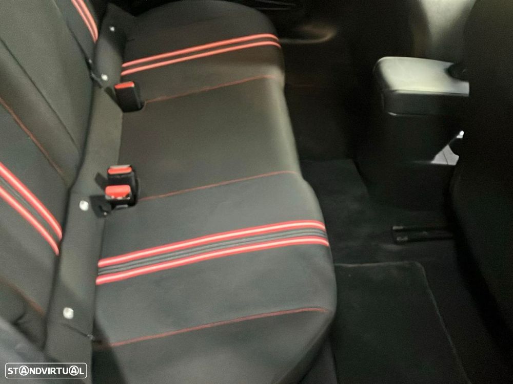 Opel Corsa 1.2 T GS Line - 18