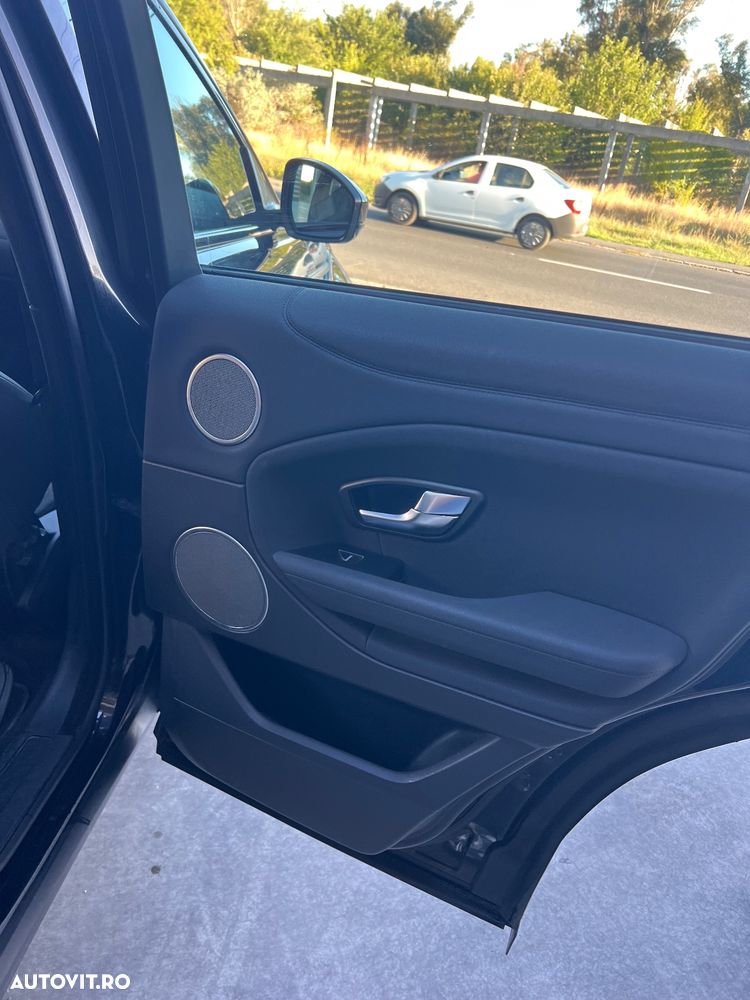 Land Rover Range Rover Evoque - 26