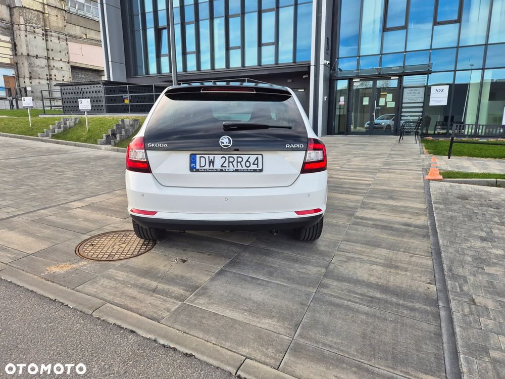Skoda RAPID Spb 1.2 TSI Style Plus - 6