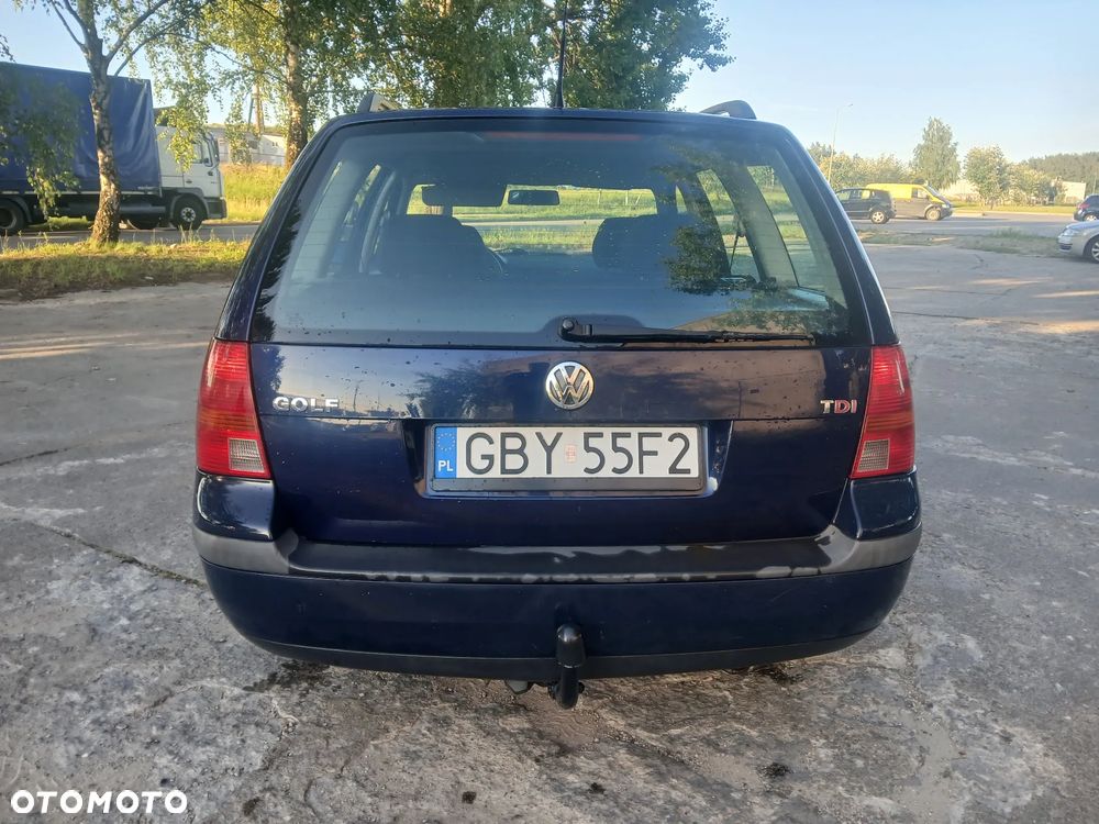 Volkswagen Golf - 25
