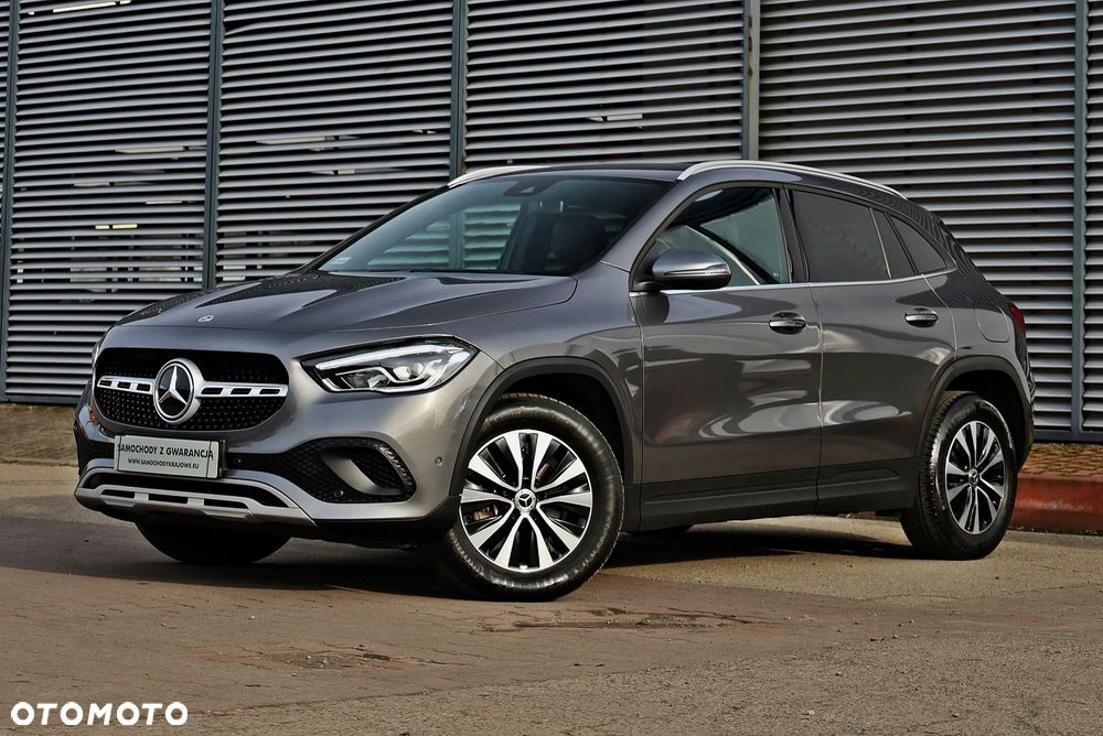 Mercedes-Benz GLA 200 Style - 4
