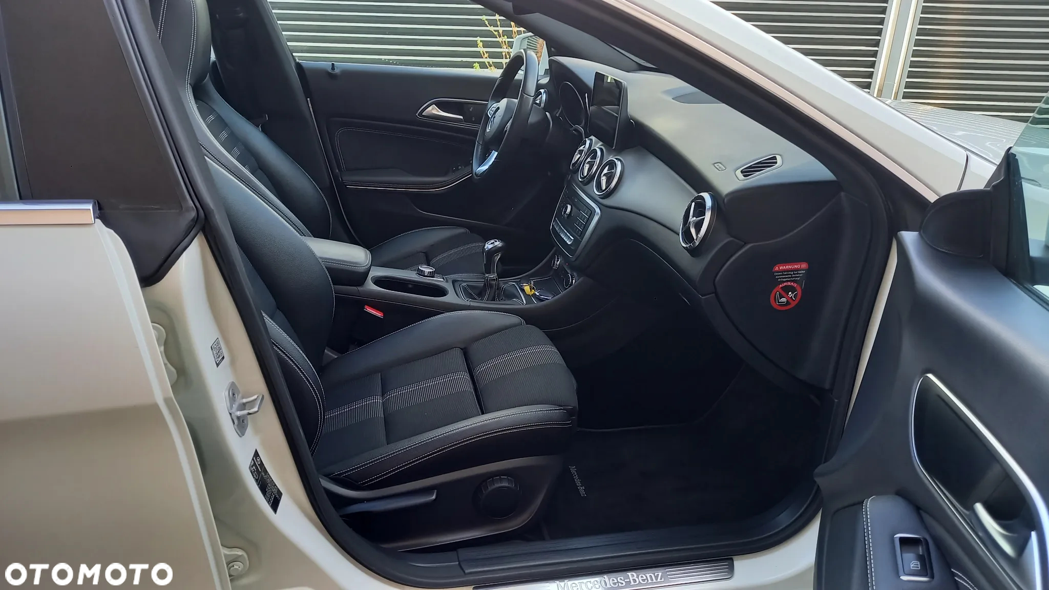 Mercedes-Benz CLA 200 - 10