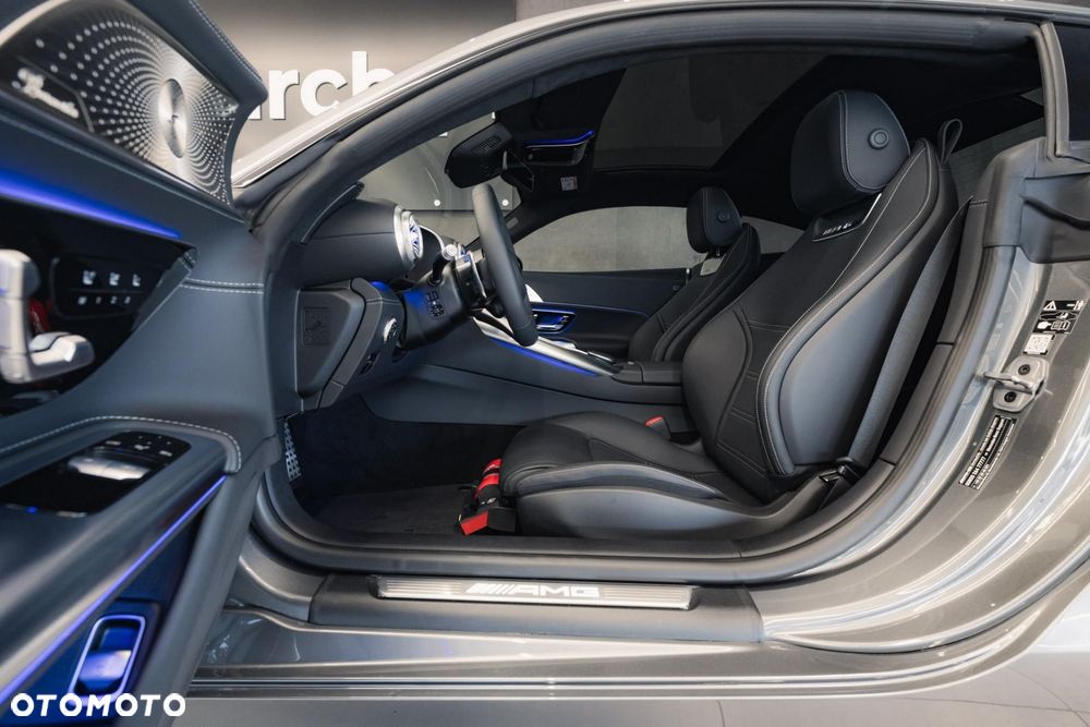 Mercedes-Benz AMG GT - 14