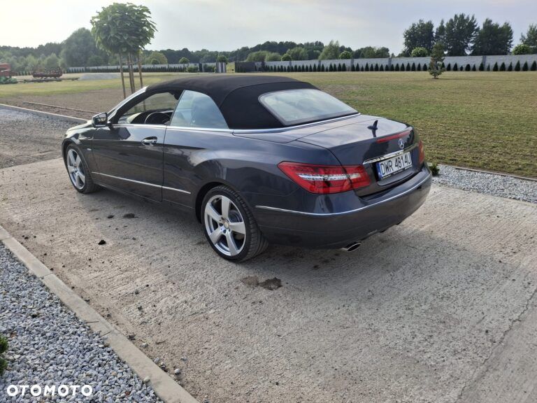 Mercedes-Benz Klasa E 250 BlueEFFICIENCY 7G-TRONIC Avantgarde - 4