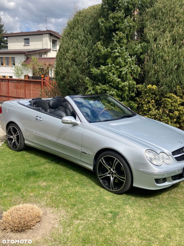 Mercedes-Benz CLK - 8