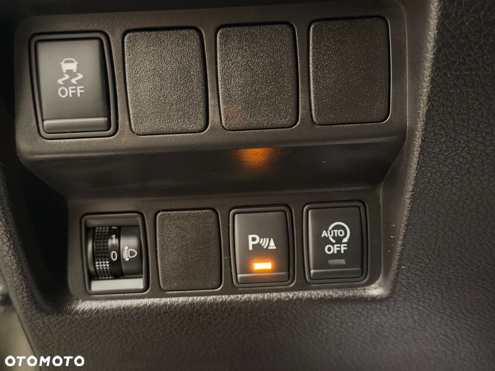 Nissan X-Trail 1.6 DCi ALL-MODE 4x4i Tekna - 26