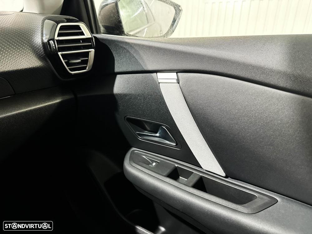 Citroën C4 PureTech 130 Stop&Start EAT8 PLUS - 23