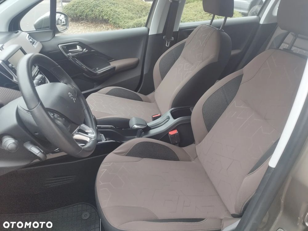 Peugeot 2008 1.2 VTi/Pure Tech Active - 8