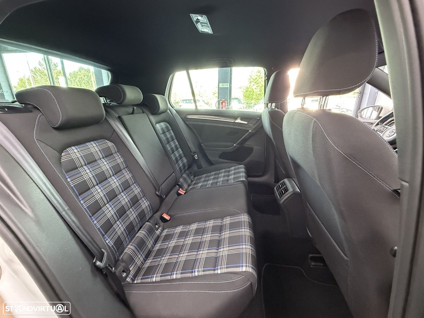 VW Golf 1.4 GTE Plug-in - 17
