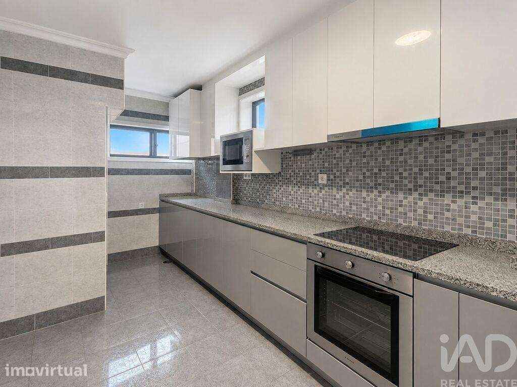 Apartamento em Rio Tinto de 90 m2 - Grande imagem: 2/15