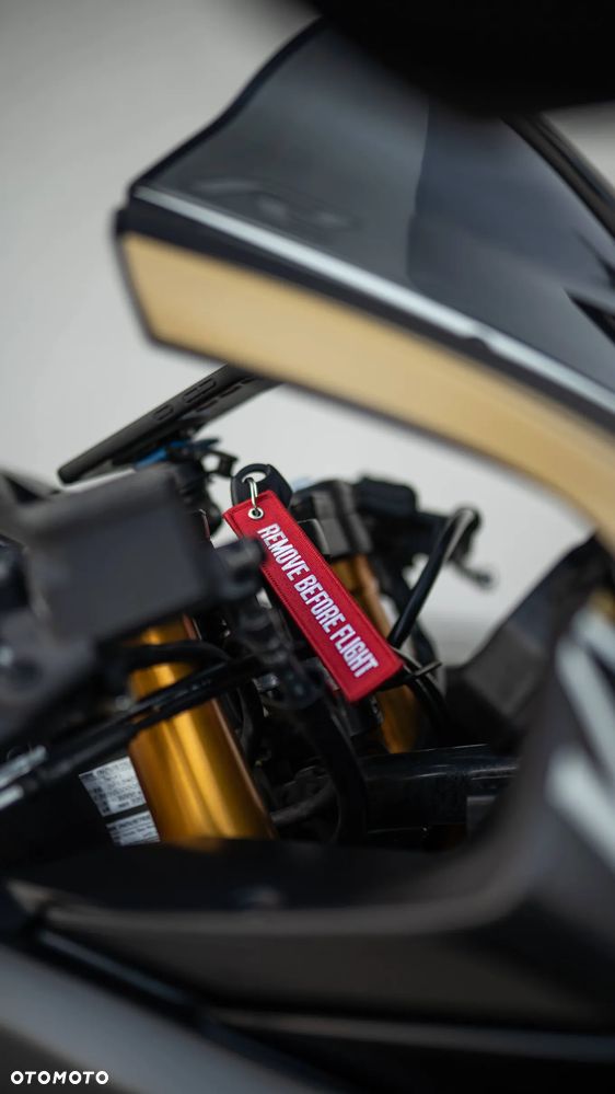 Yamaha YZF - 13