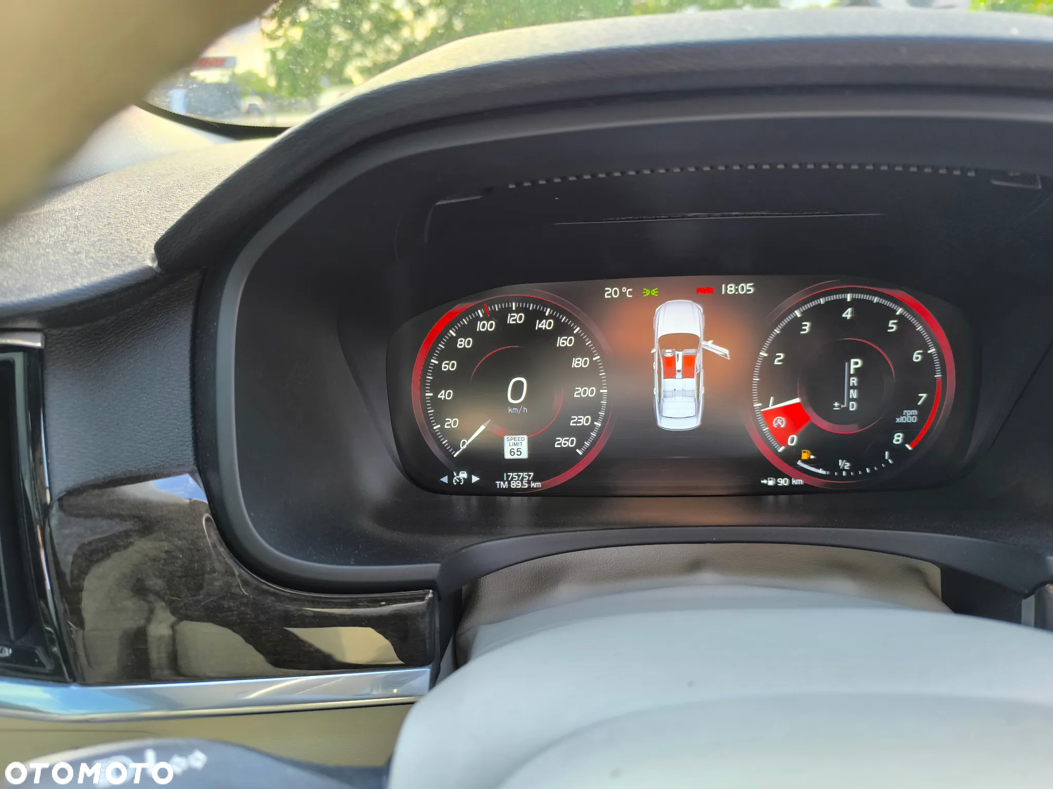 Volvo S90 T5 Momentum - 10