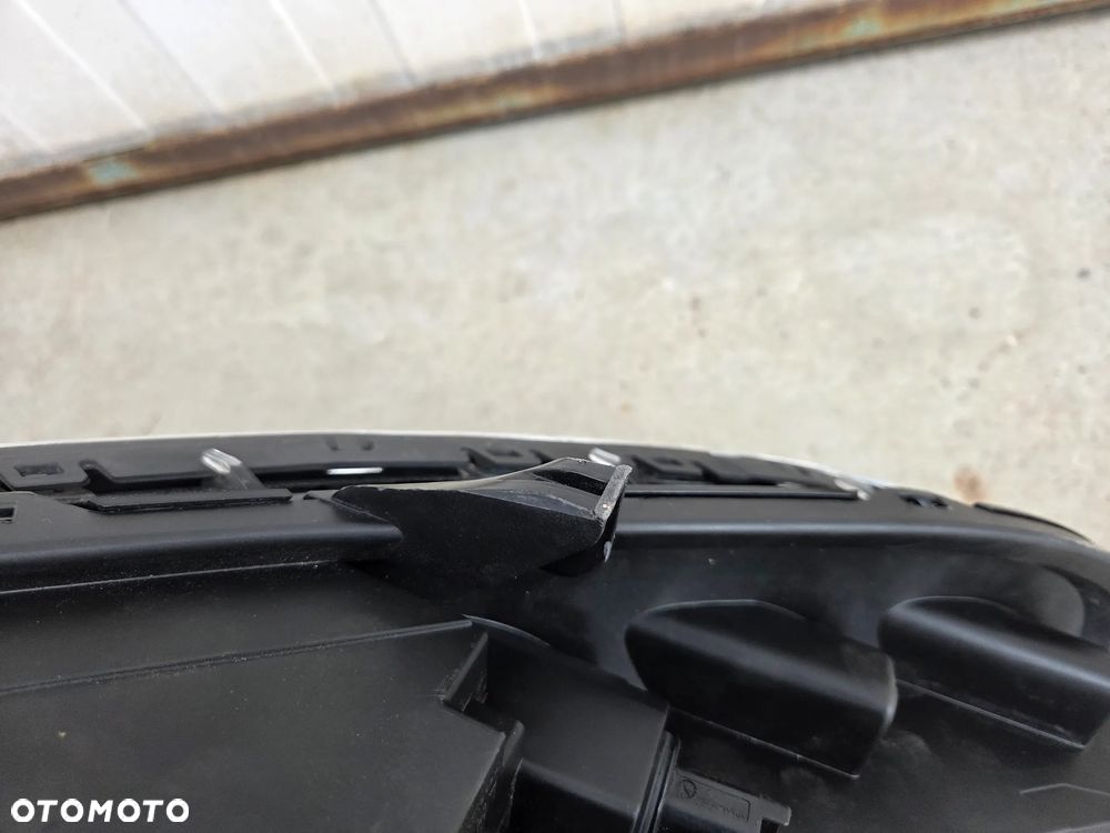 Światło do jazdy dziennej DRL LED lewy Citroen C3 III  9820877780 - 8