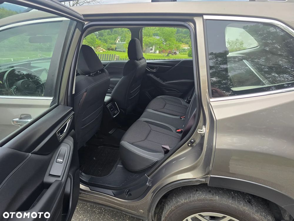 Subaru Forester 2.0i-L Comfort (EyeSight) Lineartronic - 11