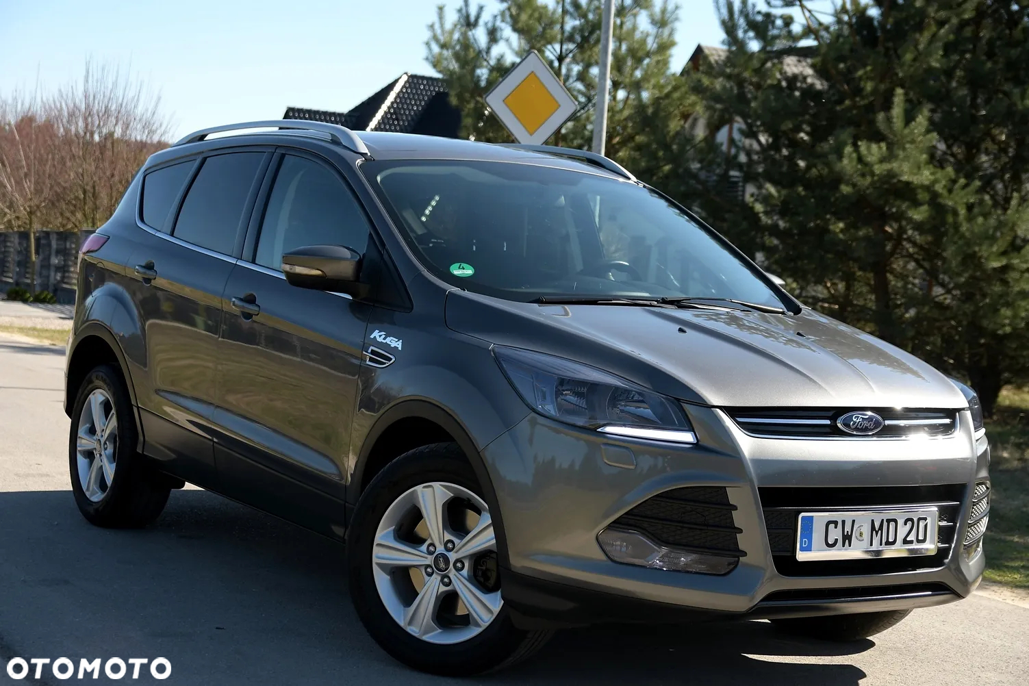 Ford Kuga - 14