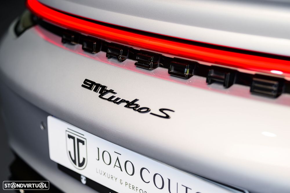 Porsche 911 (992) Turbo S - 13