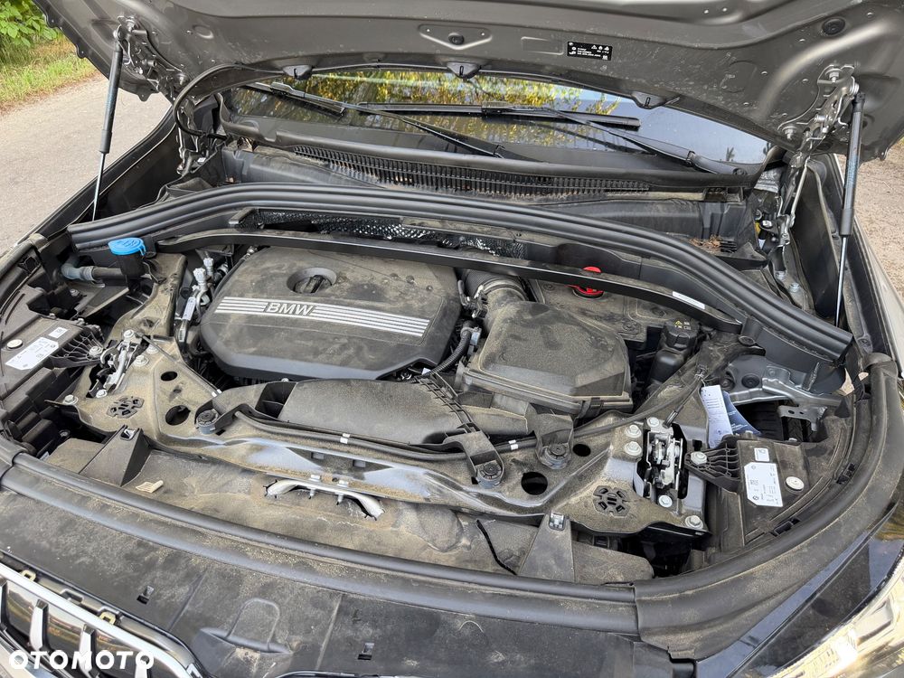 BMW X1 sDrive18i xLine - 29