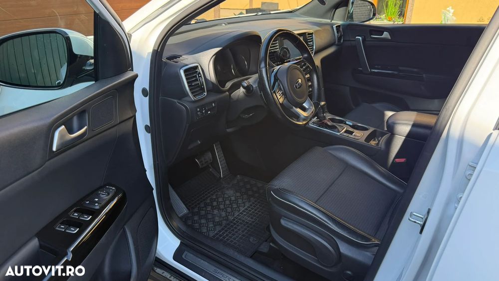 Kia Sportage 1.6 DSL 7DCT HP 4x2 GT Line - 12