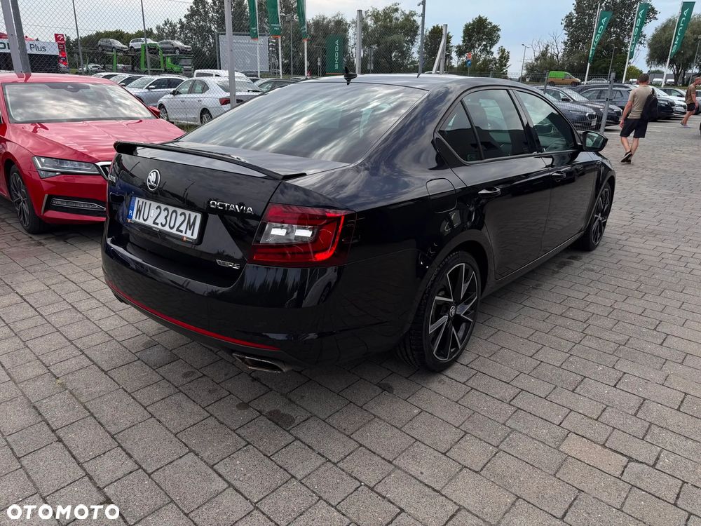 Skoda Octavia 2.0 TSI RS 245 DSG - 2