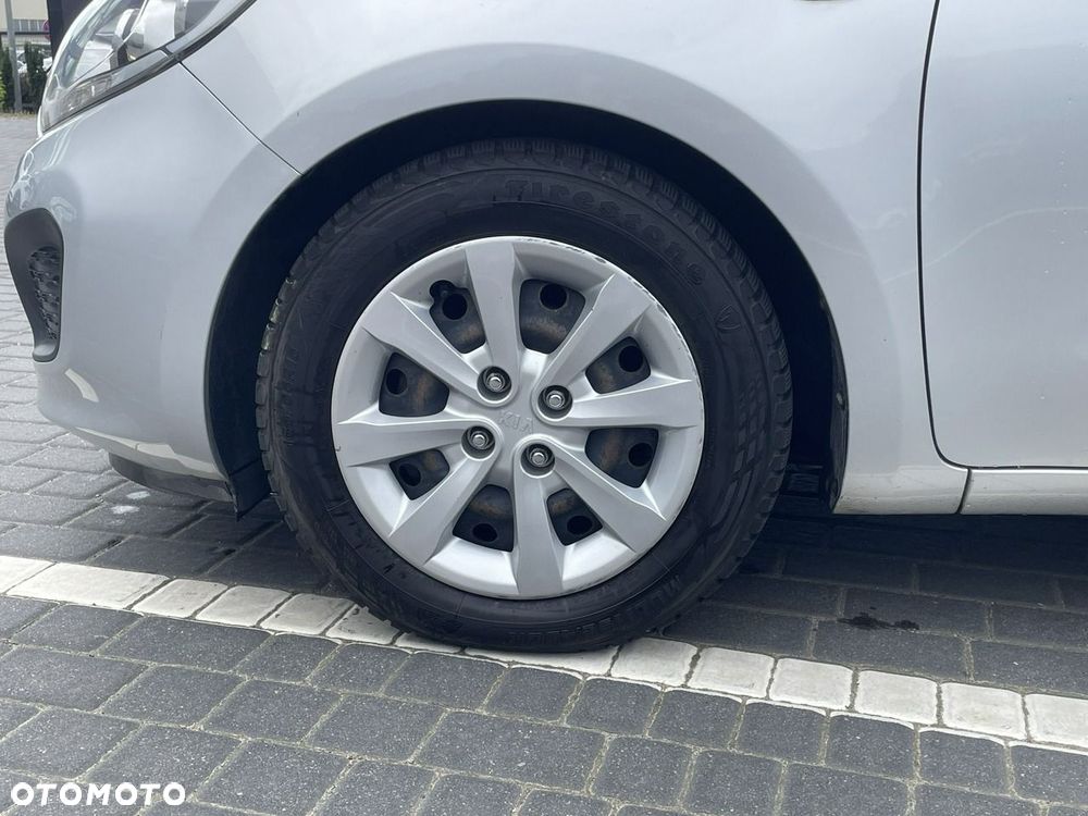 Kia Rio - 18