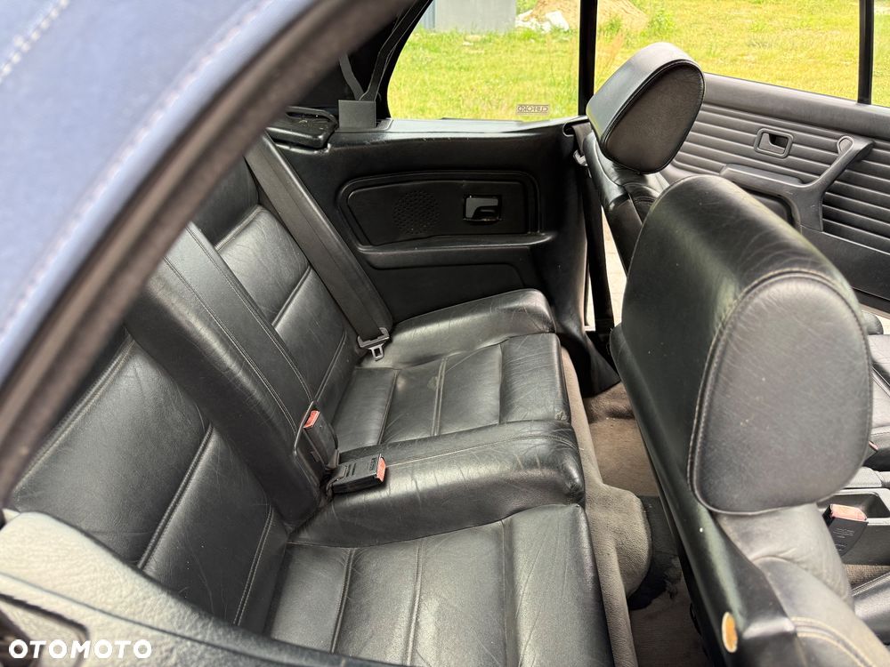 BMW Seria 3 - 17