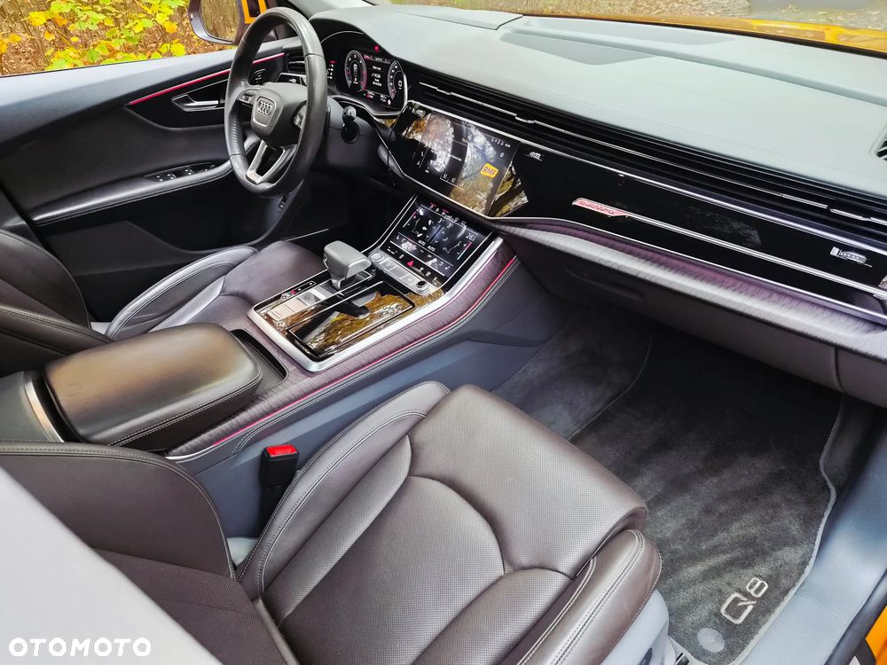 Audi Q8 - 33