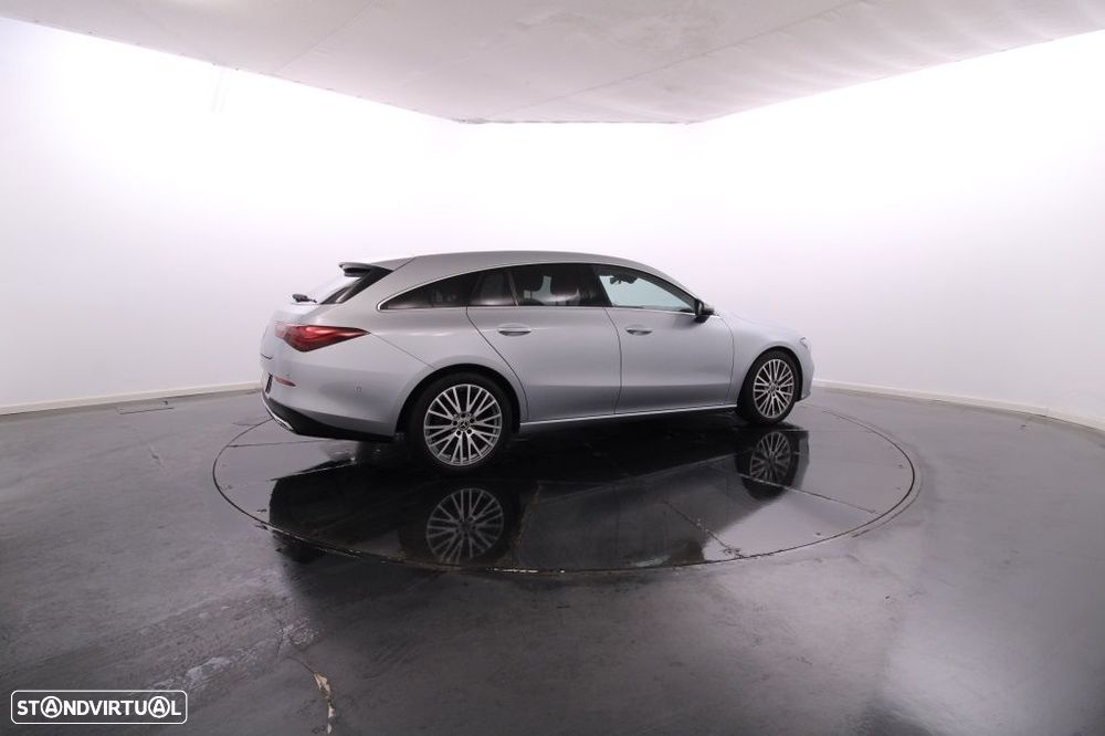Mercedes-Benz CLA 180 d Shooting Brake Progressive Aut. - 9