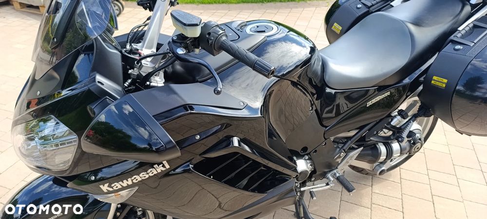 Kawasaki GTR - 15