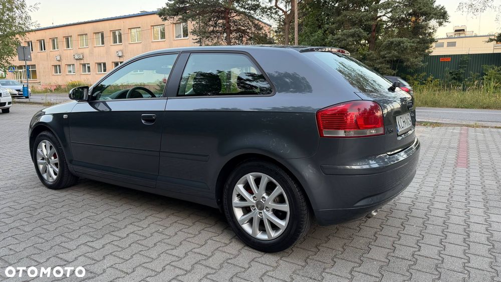 Audi A3 3-drzwiowe 1.9 TDI DPF Ambiente - 6