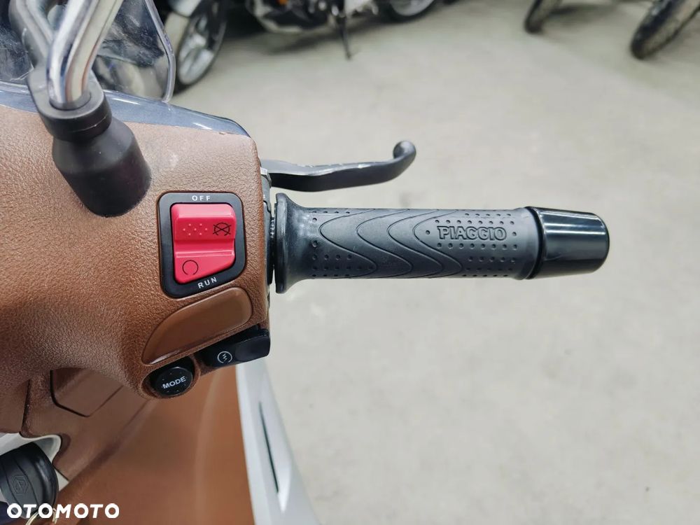 Piaggio Beverly - 14