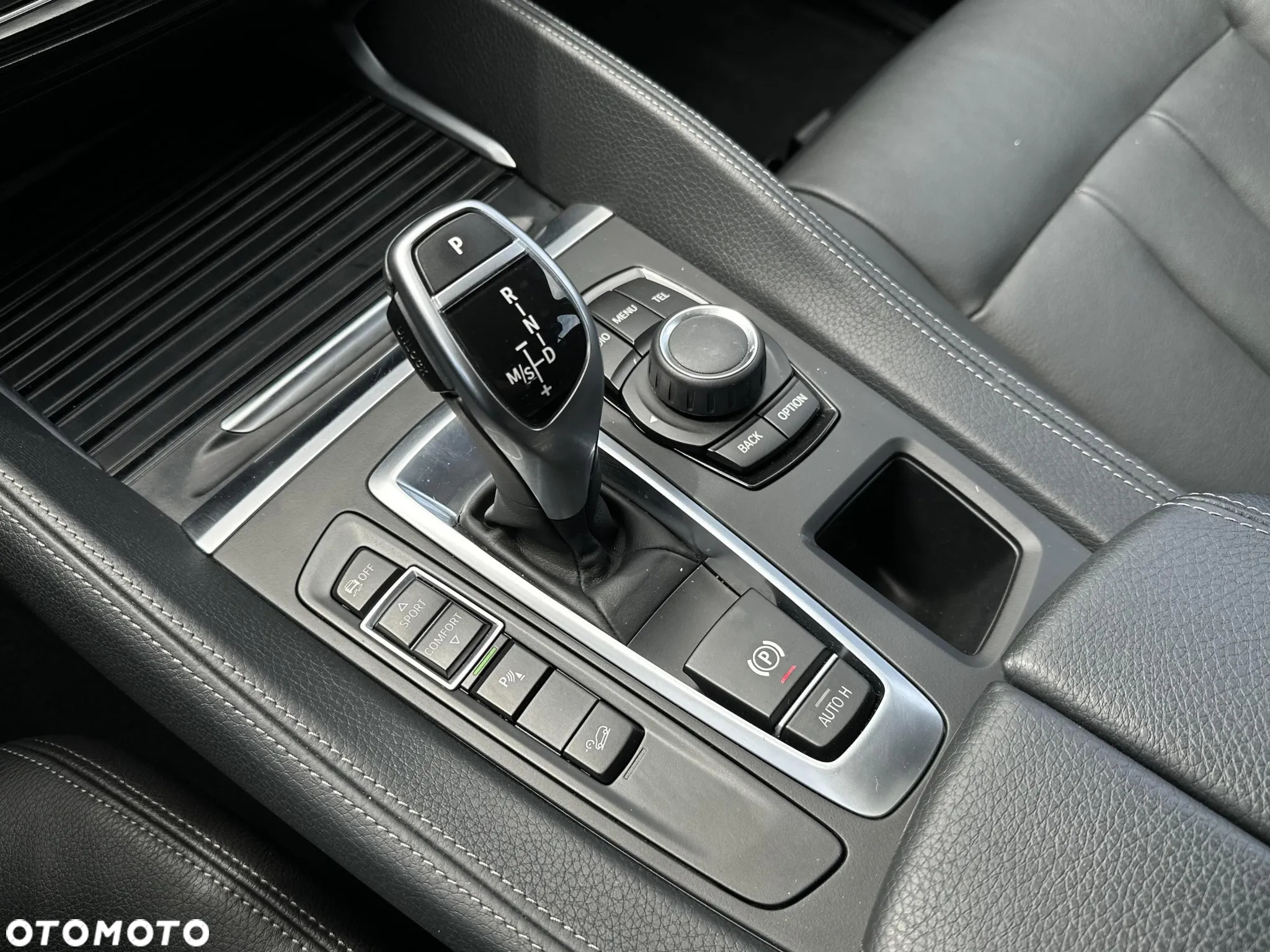 BMW X6 xDrive30d - 16