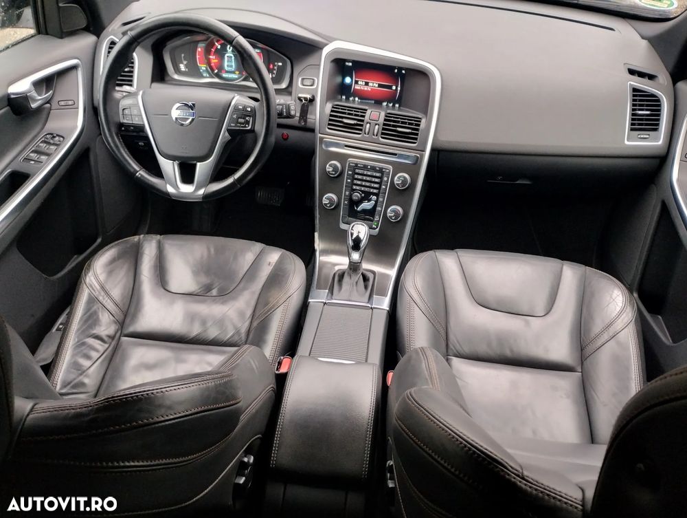 Volvo XC 60 D4 AWD Geartronic Kinetic - 7