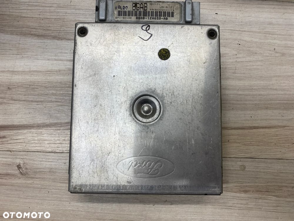KOMPUTER STEROWNIK SILNIKA ECU FORD SCORPIO 88GB12A650AB - 1