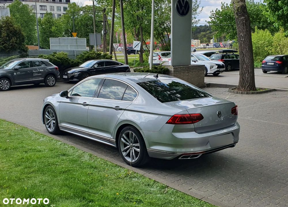 Volkswagen Passat 2.0 TSI Elegance DSG - 2