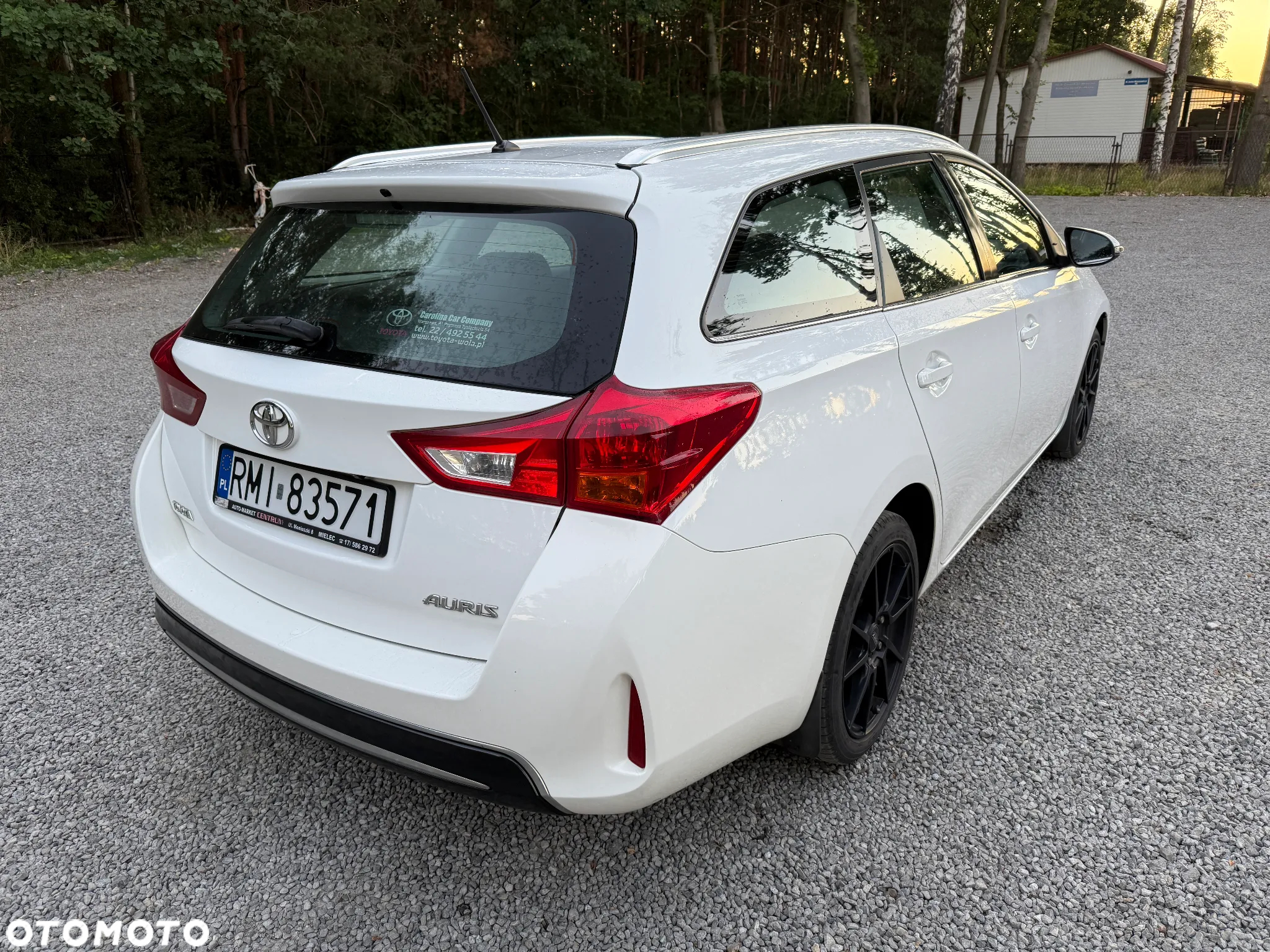 Toyota Auris 1.6 Premium - 14