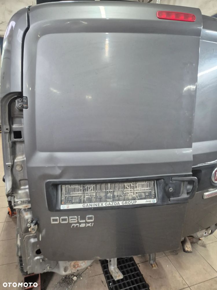 DRZWI LEWE TYŁ 695 A OPEL COMBO D FIAT DOBLO II 10-22r. - 1