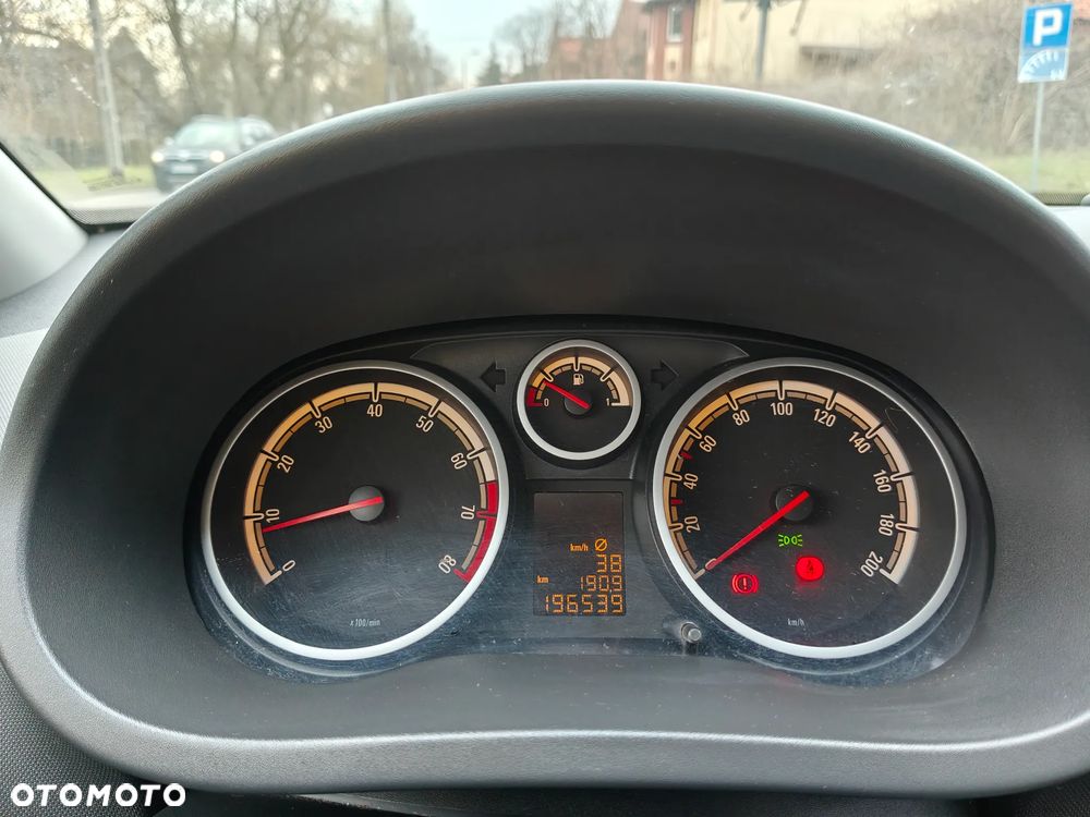 Opel Corsa 1.2 16V Cosmo - 22