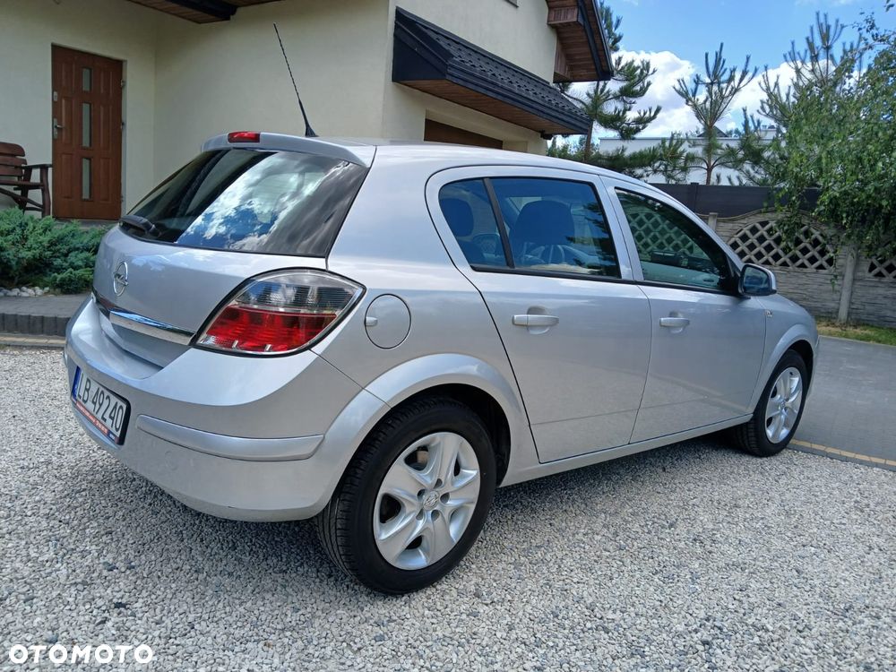 Opel Astra 1.6 - 5