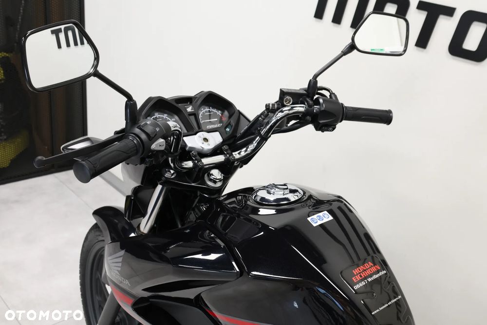 Honda CB - 16