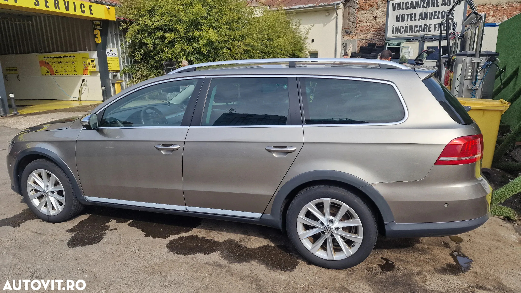 Volkswagen Passat Alltrack 2.0 TDI 4Motion BMT - 13