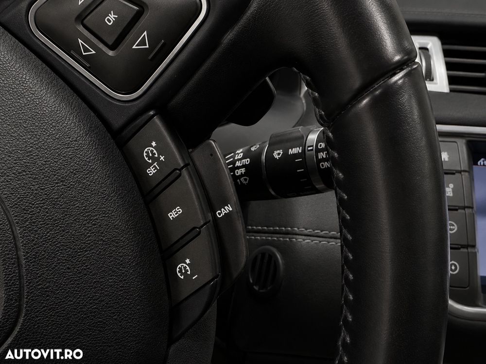 Land Rover Range Rover Evoque - 12