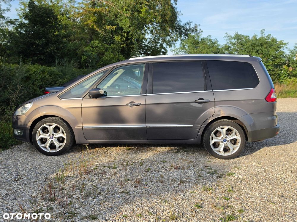 Ford Galaxy - 4
