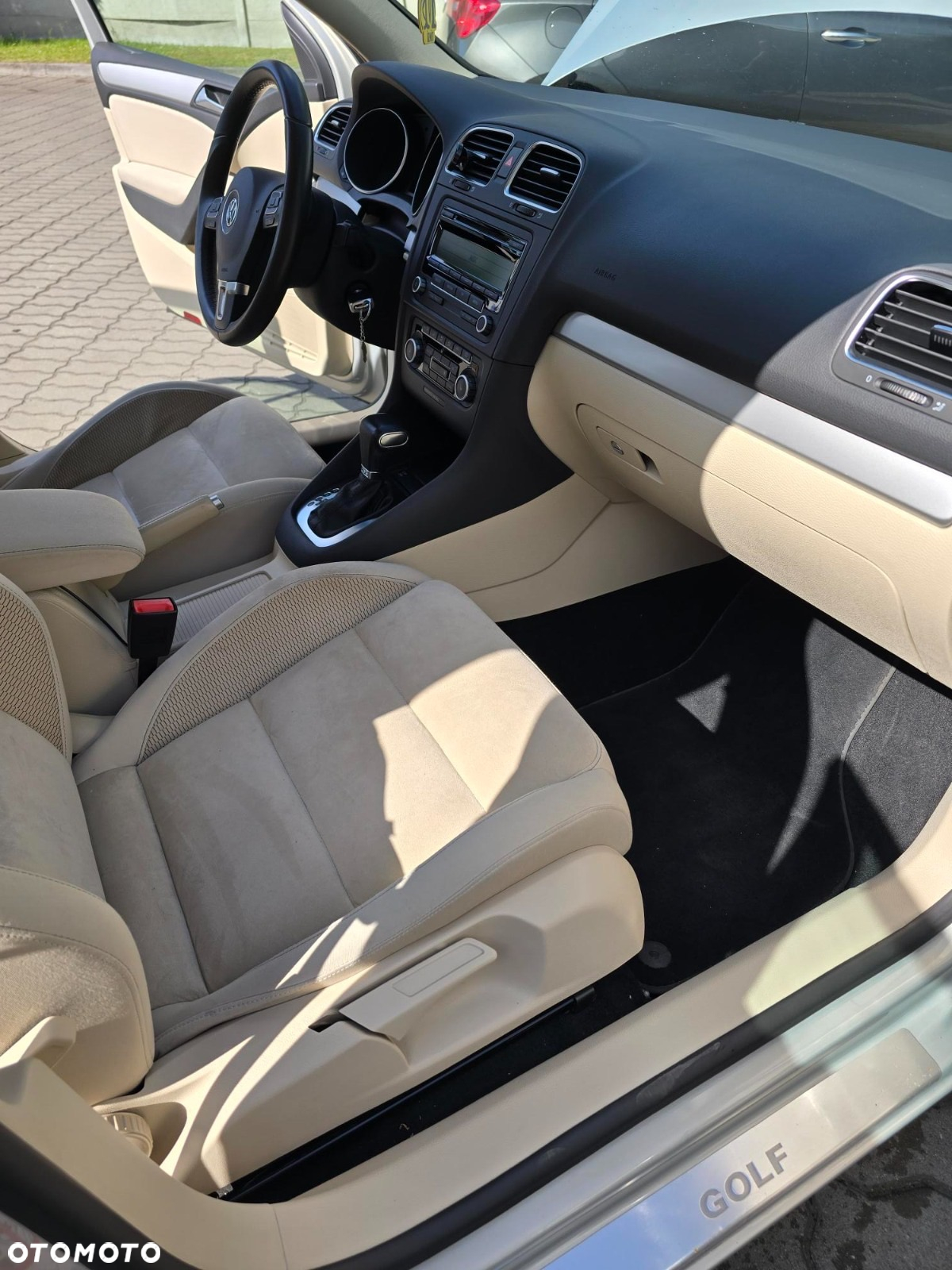 Volkswagen Golf - 4