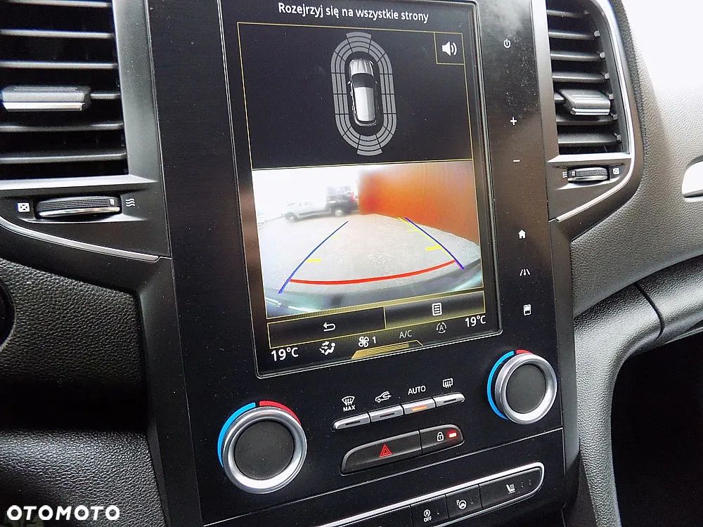 Renault Megane Grandtour ENERGY TCe 115 Start & Stopp Bose Edition - 18