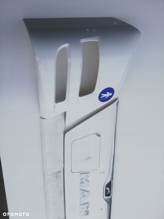 ATRAPA GRILL MASKA MAN NEOPLAN AUTOBUS - 2