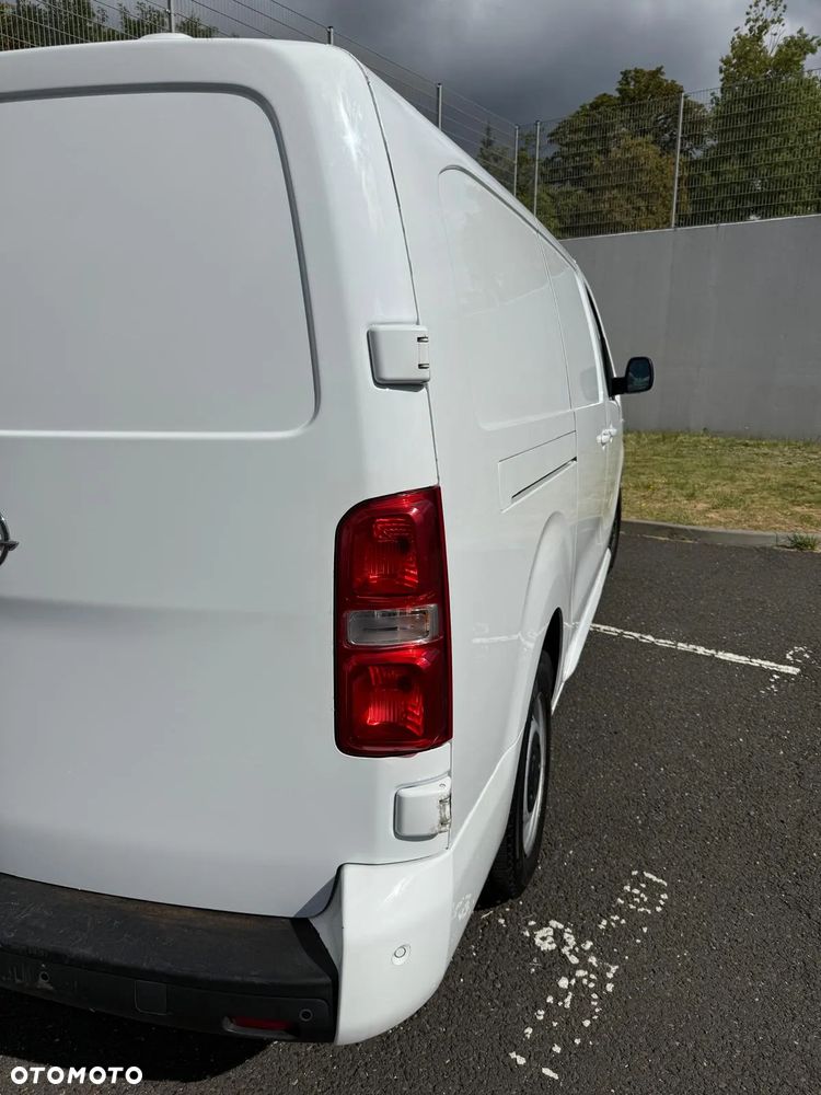 Opel Vivaro - 11